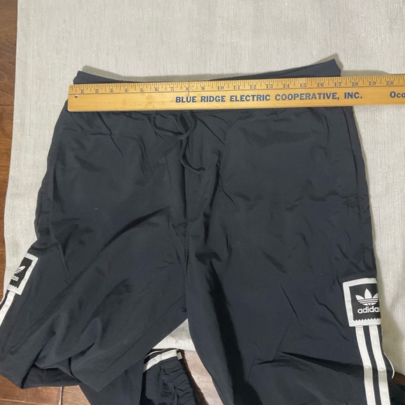 Adidas Men’s Standard Wind Track Pants EC3313 Black Sz Large - Picture 4 of 5